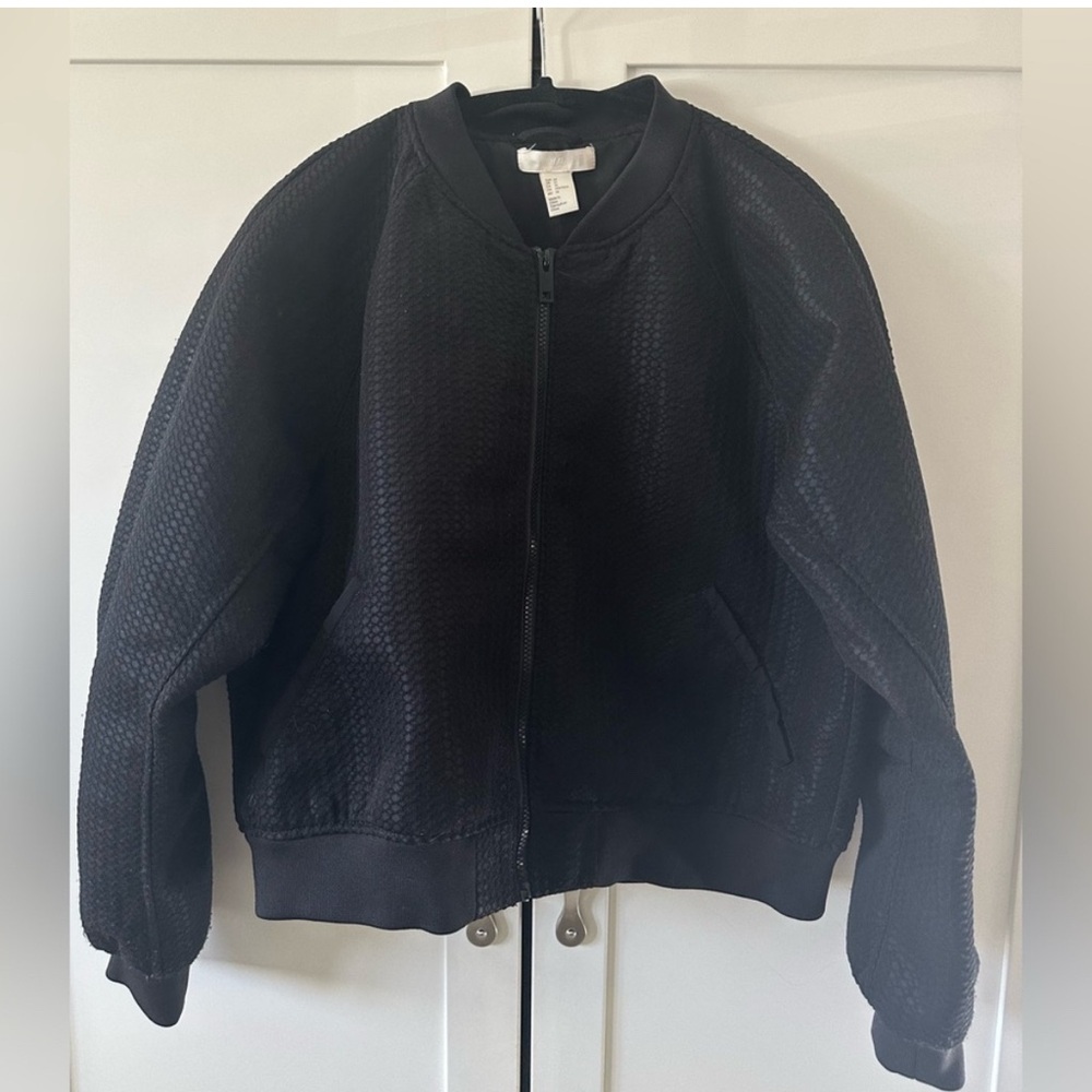 H&M - textured black zip-up jacket